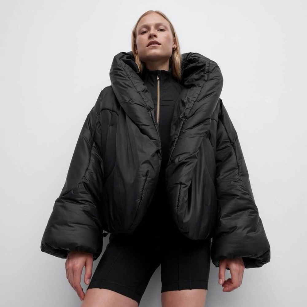 lululemon athletica Oversized Black Puffer Jacket | Hooded Insulated Wrap